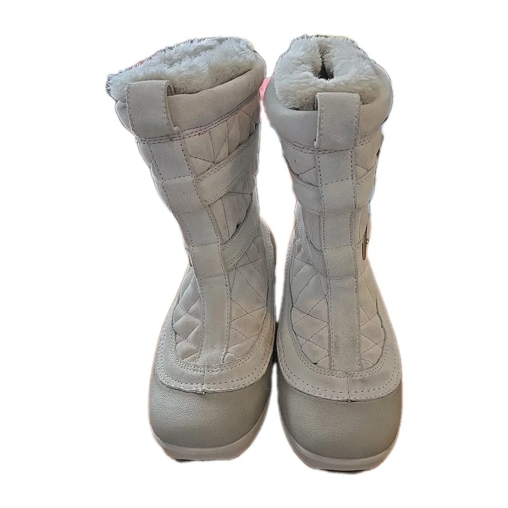 Columbia Women's Flurry 11 Snow Boot, Size 6 Beige Faux Suede With Omni Heat‎